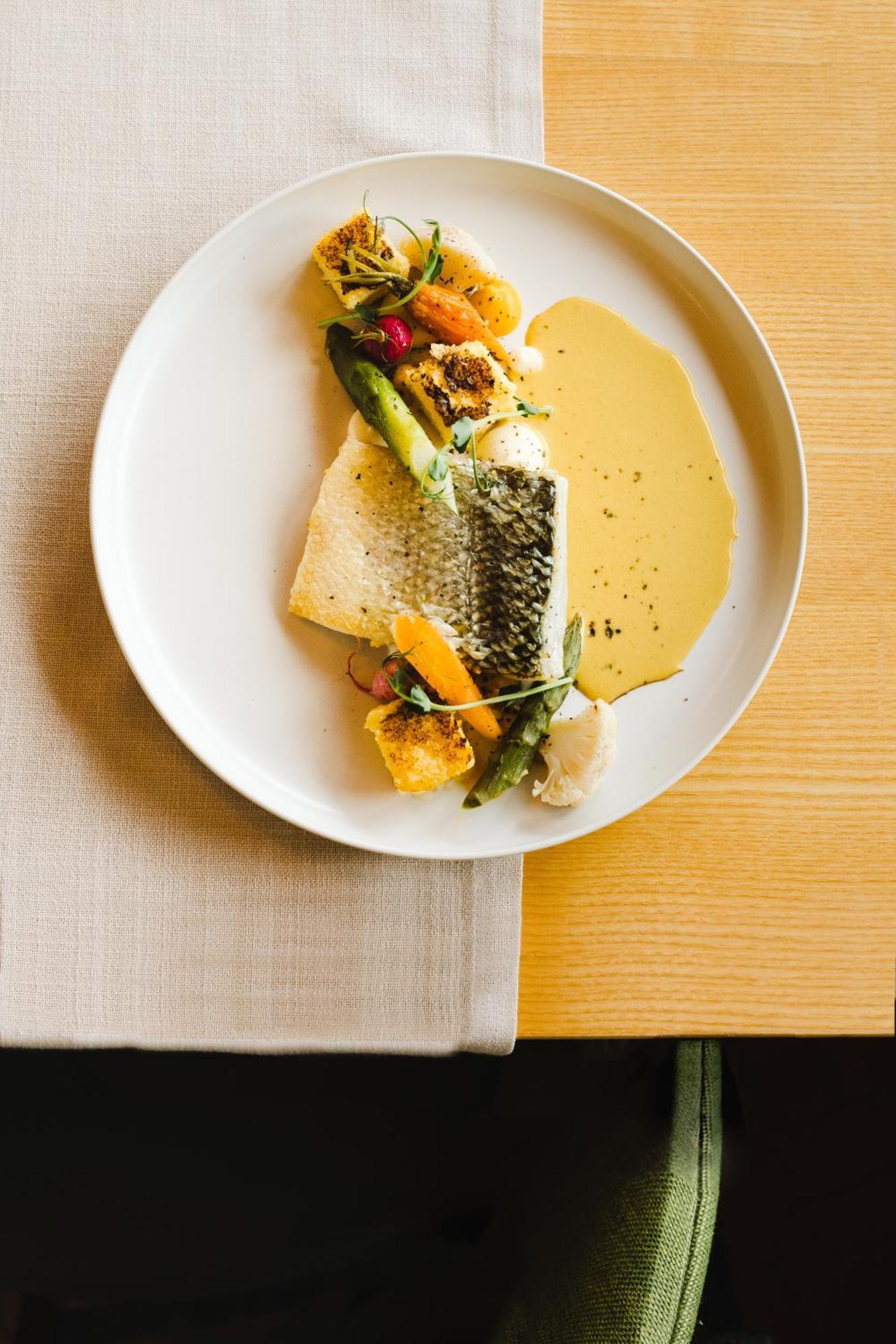 Logis Hotel Le Relais De La Poste Restaurant Le Fil Du Temps Thury-Harcourt-le-Hom エクステリア 写真
